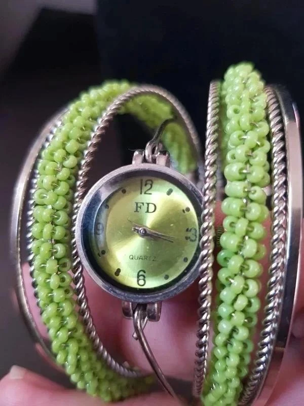 Verzilverde en groene armband met nieuwe horloge – photo 3
